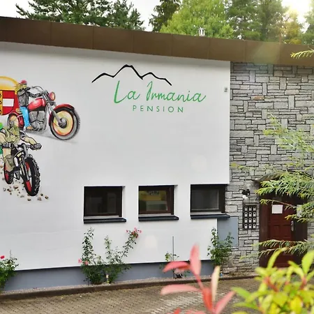 La Irmania Bed & Breakfast 3*