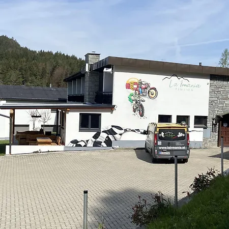 Nocleg ze śniadaniem La Irmania 3*