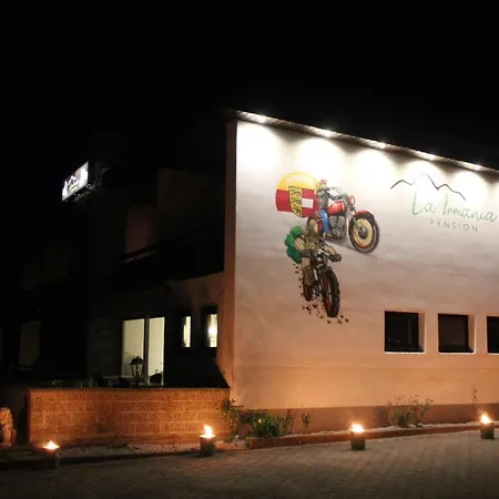 La Irmania Bed and Breakfast 3*